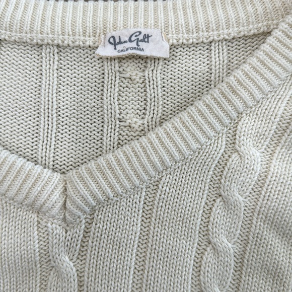 Brandy Melville Cream Cable Knit Sweater - Picture 2 of 3
